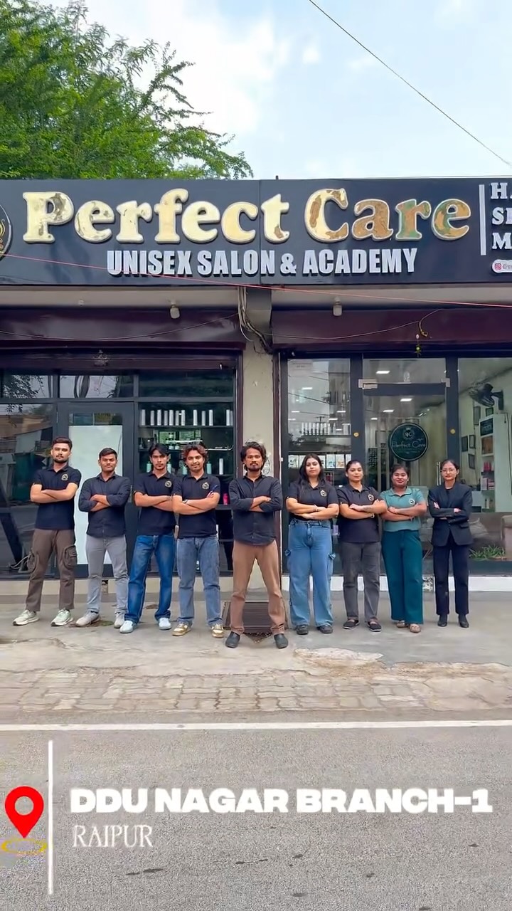 Perfect Care team at the DDU Nagar branch